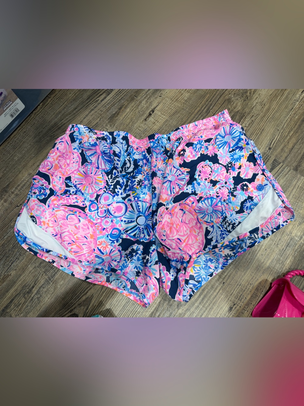 Lilly Pulitzer Oceantrail Shorts "High Tide Navy In Turtle Amazement"